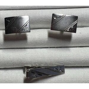 VINTAGE Signed M STERLING Silver CUFFLINK Tie Clip SET Etched